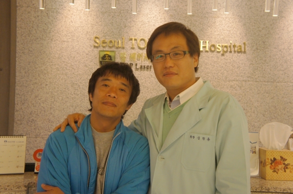 올림픽 금메달 리스트 심권호님께서 서울탑치과를 방문해 주셨습니다. 대표 이미지